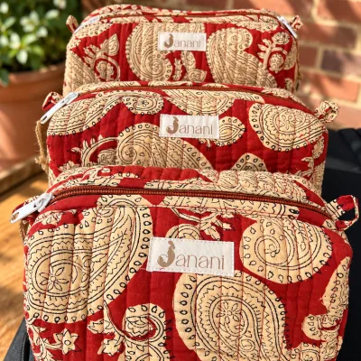 Indian Rust Paisely Wash Bags